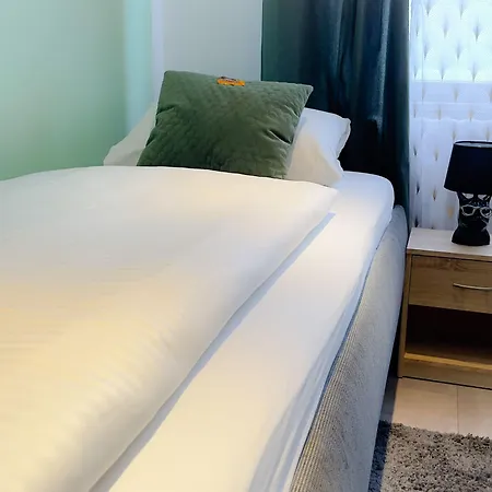 Daria Berlin Motel 2*