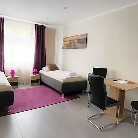 Daria Μοτέλ Hennigsdorf